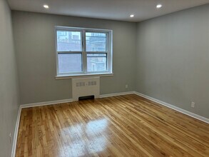 4635 Clanranald Av in Montréal, QC - Building Photo - Building Photo