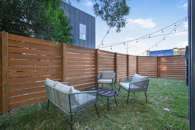 property at 618 N Gevers St
