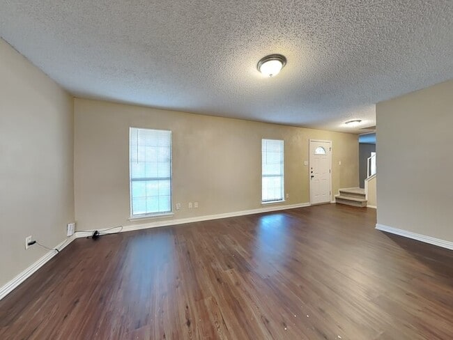 209 Ripplewood Dr in Mesquite, TX - Building Photo - Building Photo