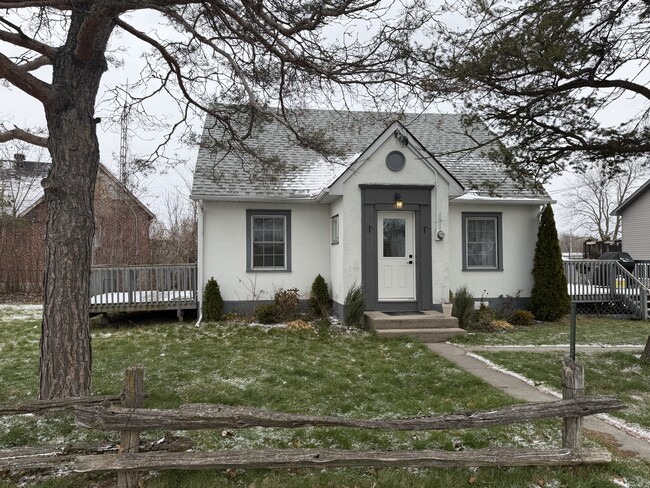 property at 48 Reddick St