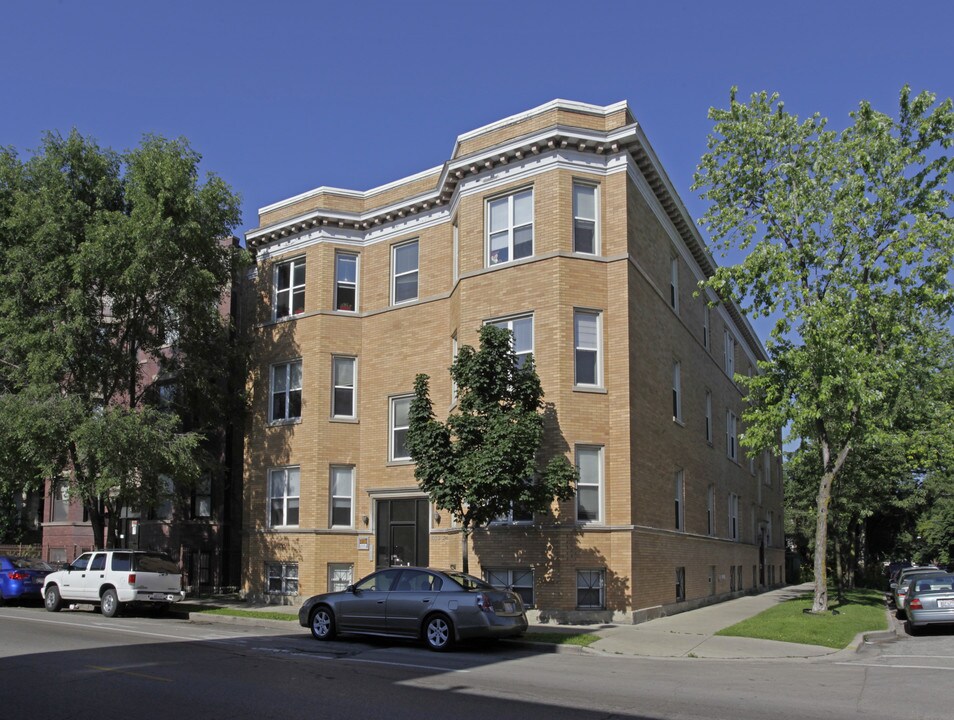 1022 N Damen Ave in Chicago, IL - Foto de edificio