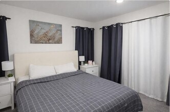 14043 Royalton Ln in Gardena, CA - Building Photo - Building Photo