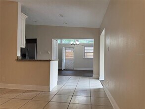7613 Daphne Ave in Orlando, FL - Building Photo - Building Photo