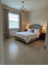 861 E 14th St in Hialeah, FL - Building Photo - Building Photo