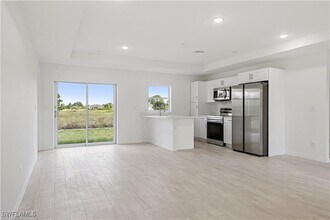 835 Palomino St E in Lehigh Acres, FL - Building Photo - Building Photo