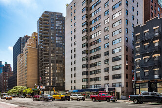 351-357 E 57th St in New York, NY - Building Photo - Building Photo