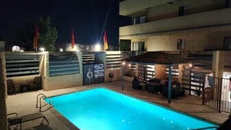 Canyon Crest Apartments in Van Nuys, CA - Building Photo