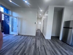 724 37th St in Oakland, CA - Building Photo - Building Photo