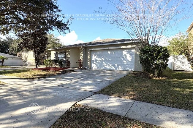 30751 Sonnet Glen Dr in Wesley Chapel, FL - Foto de edificio - Building Photo