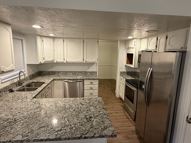 property at 1264 N Main St