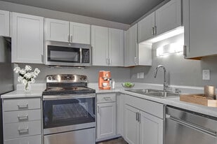 The Aurora Apartments in Sparks, NV - Building Photo