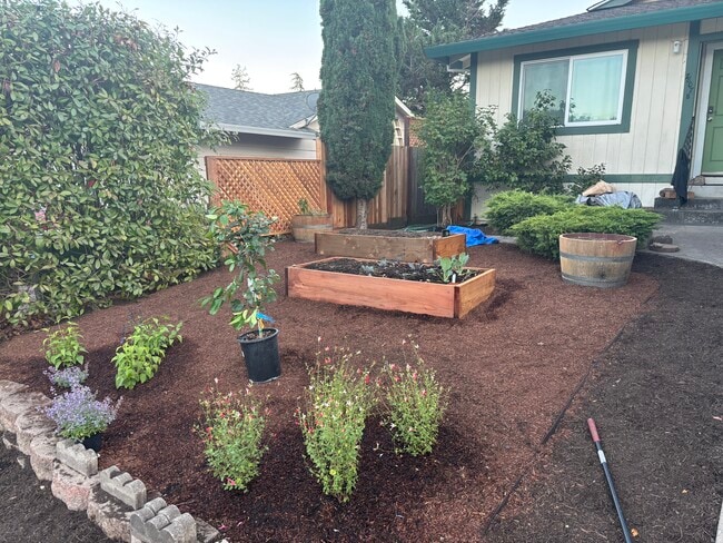 property at 7807 Stefenoni Ct