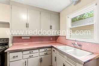 4925 Crittenden Ave in Indianapolis, IN - Building Photo - Building Photo