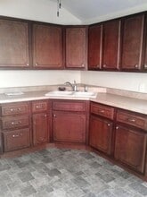 5201 11th Ave in Moline, IL - Building Photo - Building Photo