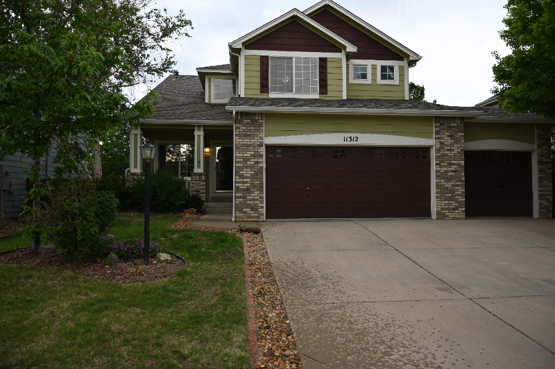 11312 Dover St in Longmont, CO - Building Photo