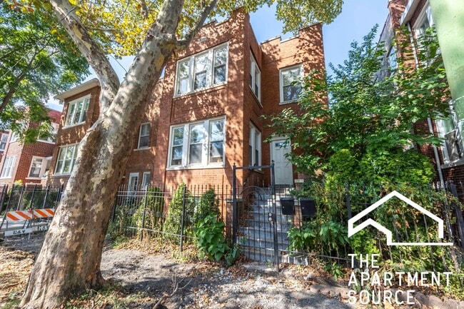 3022 N Avers Ave, Unit 1