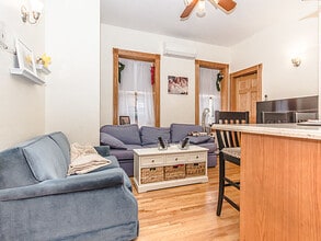 68 Myrtle St, Unit 3 in Boston, MA - Building Photo - Building Photo