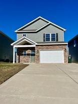 2530 Snow Creek Rd NE in Hickory, NC - Building Photo