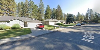 6934 N Old Fort Dr in Spokane, WA - Building Photo