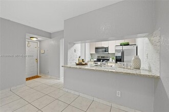 1276 SW 113th Terrace in Pembroke Pines, FL - Building Photo - Building Photo