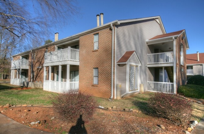 6644 Willow Pointe Dr NW in Huntsville, AL - Building Photo - Building Photo