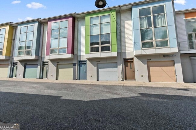 1302 Noguchi Mews NW in Atlanta, GA - Foto de edificio - Building Photo