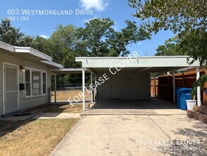 603 Westmoreland Dr in San Antonio, TX - Building Photo - Building Photo
