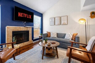 800 S 1st St, Unit ID1422351P in Austin, TX - Building Photo