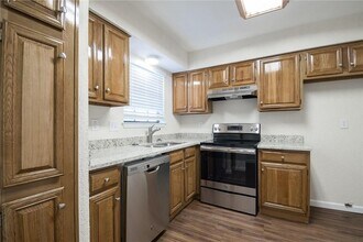 2000 Huntington Dr, Unit 151 in Plano, TX - Building Photo - Building Photo