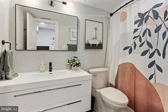 1821 I St NE, Unit 1 in Washington, DC - Building Photo - Building Photo
