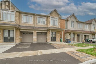 4 Hashmi Pl in Brampton, ON - Building Photo - Building Photo