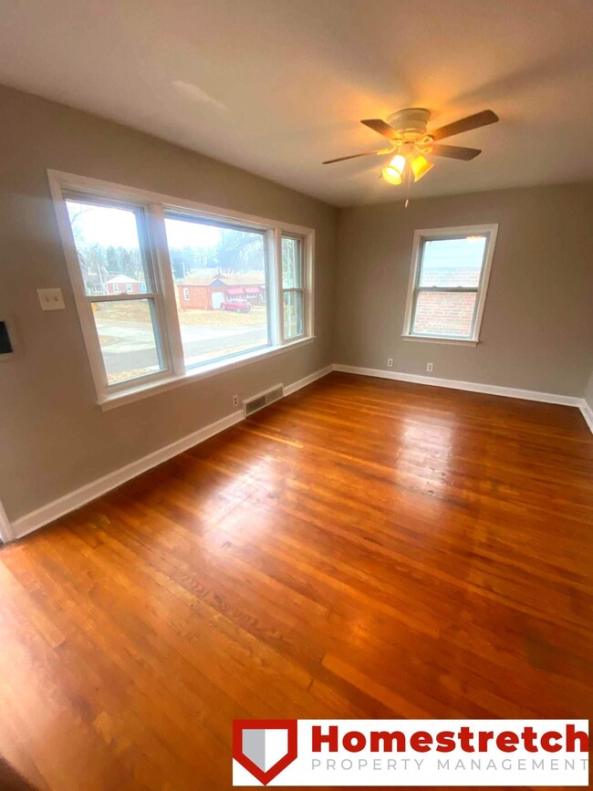 858 Melvin Dr in St. Louis, MO - Building Photo - Building Photo
