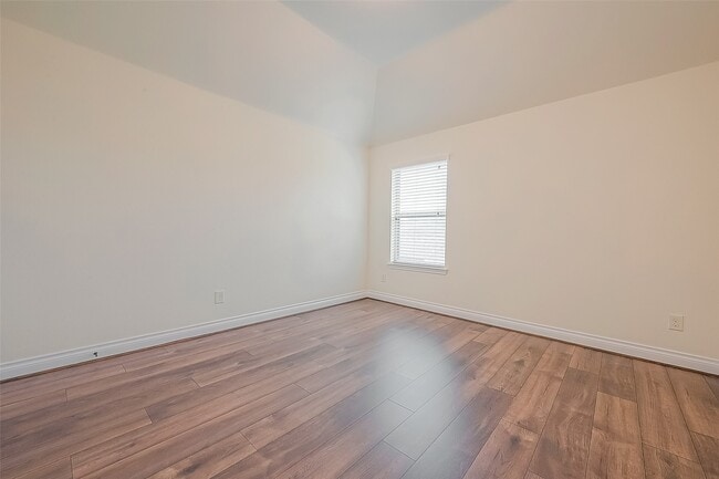 property at 17603 Yorkhill Ct