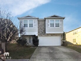 3225 Lakeland Dr SW in Madison, AL - Building Photo