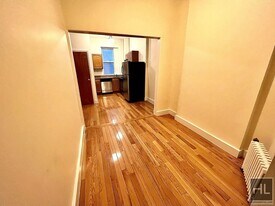 AMSTERDAM AVENUE in New York, NY - Building Photo