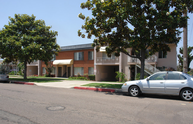 Georgian Apartments in Chula Vista, CA - Building Photo - Building Photo