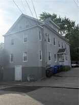 66 Borinquen St in Providence, RI - Building Photo