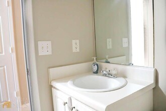 322 Tara Commons Cir in Loganville, GA - Building Photo - Building Photo