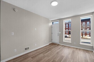 418 N Collington Ave in Baltimore, MD - Building Photo - Building Photo