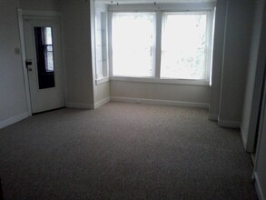 531 Riddle Rd, Unit Apt. #2 in Cincinnati, OH - Foto de edificio - Building Photo