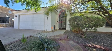 1460 Cherokee Ridge Dr in El Paso, TX - Building Photo - Building Photo