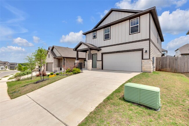 6401 Night Chinook Dr in Buda, TX - Building Photo - Building Photo