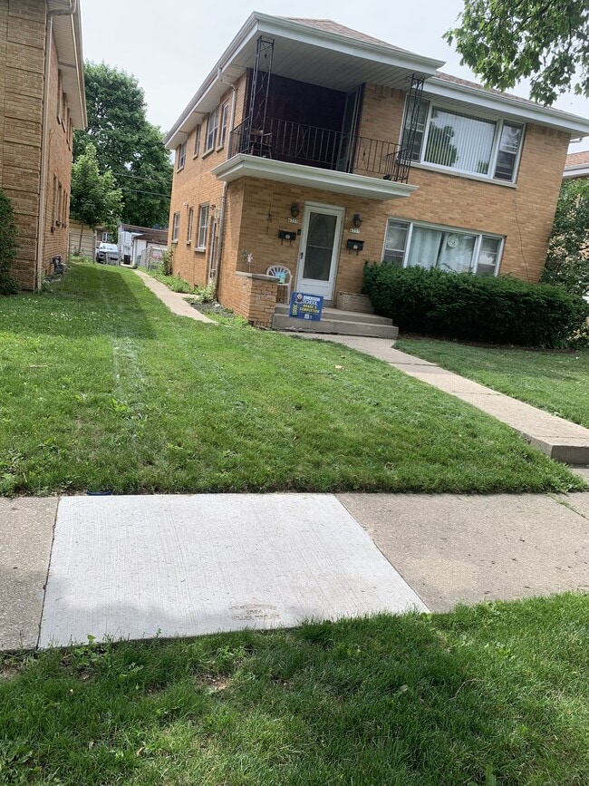 4355 N 90th St, Unit Basement