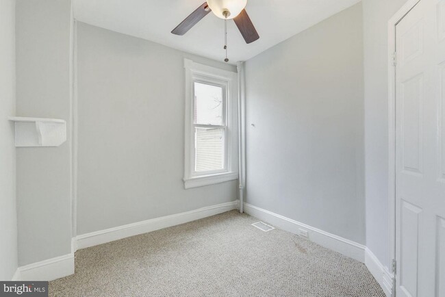 1692 Kramer St NE in Washington, DC - Foto de edificio - Building Photo