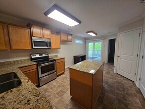 374 Eagle Feather Loop in Columbia, SC - Building Photo - Building Photo