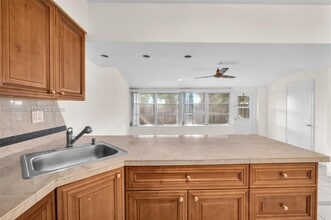 5133 NE 18th Terrace in Fort Lauderdale, FL - Building Photo - Building Photo