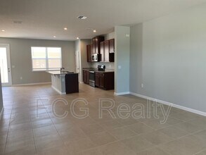 6013 Blue Lily Wy in Winter Garden, FL - Building Photo - Building Photo