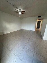 13450 SW 3rd St in Pembroke Pines, FL - Building Photo - Building Photo