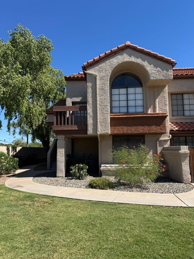 property at 839 S Westwood