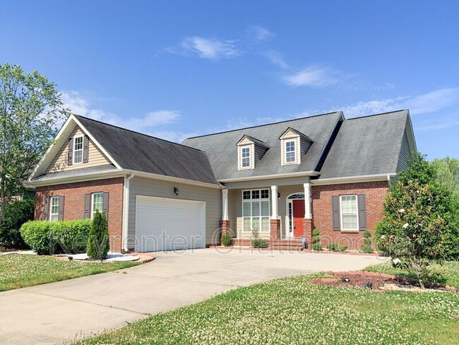 8193 Kaitlin Ln in Ooltewah, TN - Building Photo - Building Photo